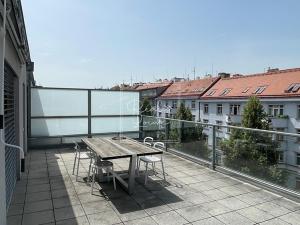 Pronájem bytu 3+kk, Praha - Bubeneč, Terronská, 184 m2