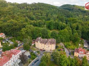 Prodej bytu 2+1, Karlovy Vary, Na Vyhlídce, 82 m2