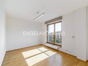 Pronájem bytu 4+kk, Praha - Košíře, Linhartova, 102 m2