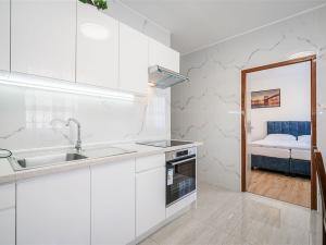 Prodej bytu 3+1, Praha - Libuš, Mirotická, 83 m2