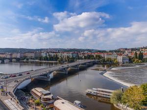 Prodej bytu 6+kk a větší, Praha - Nové Město, Masarykovo nábřeží, 158 m2