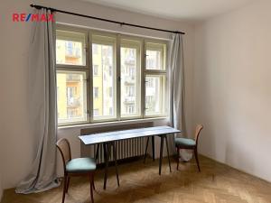 Prodej bytu 2+kk, Praha - Bubeneč, Zelená, 44 m2