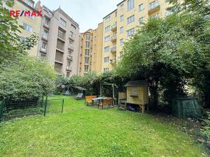 Prodej bytu 2+kk, Praha - Bubeneč, Zelená, 44 m2