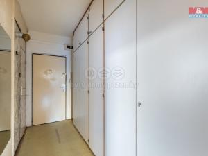 Prodej bytu 4+1, Volary, Sídl. Míru, 80 m2