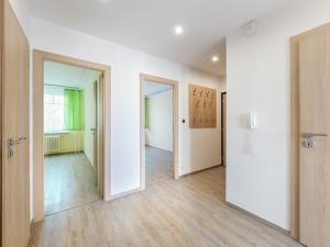 Pronájem bytu 3+kk, Praha - Řepy, Vondroušova, 74 m2