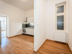 Pronájem bytu 2+kk, Praha - Nové Město, Lípová, 41 m2