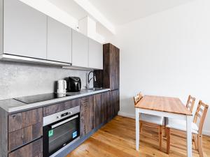 Pronájem bytu 2+kk, Praha - Vinohrady, Římská, 40 m2