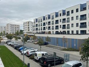 Pronájem bytu 2+kk, Praha - Uhříněves, Jindřicha Bubeníčka, 51 m2