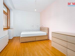 Pronájem bytu 2+kk, Praha - Žižkov, Žerotínova, 51 m2