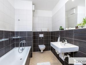 Prodej bytu 2+kk, Praha - Dolní Měcholupy, Kryšpínova, 59 m2