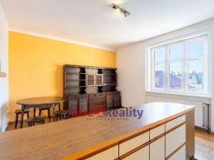 Prodej bytu 3+kk, Trnovany, 61 m2