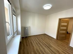 Prodej bytu 3+kk, Praha - Libeň, U svobodárny, 56 m2