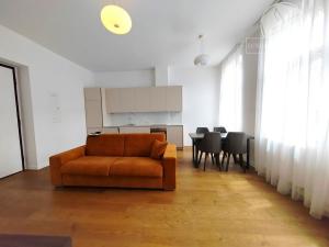 Prodej bytu 3+kk, Praha - Smíchov, Kmochova, 69 m2