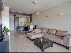 Prodej bytu 3+kk, Pinješ, Ulcinj, Černá Hora, 72 m2