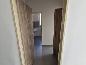 Pronájem bytu 1+kk, Dubí, Tovární, 20 m2