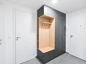 Prodej bytu 2+kk, Praha - Vinohrady, Perucká, 57 m2