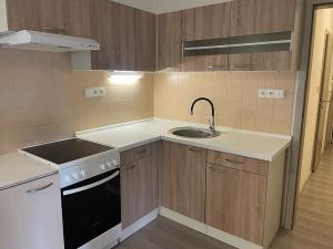 Prodej bytu 3+kk, Milovice, Slepá, 76 m2