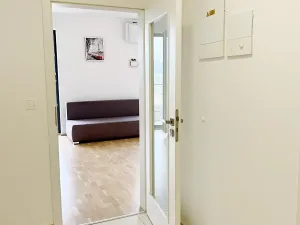 Pronájem bytu 2+kk, Praha - Modřany, Zlochova, 64 m2