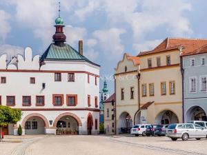 Prodej činžovního domu, Nové Město nad Metují, Husovo náměstí, 730 m2