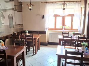 Pronájem restaurace, Spálené Poříčí, Plzeňská, 180 m2