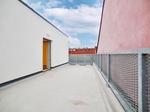 Pronájem bytu 1+kk, Plzeň, Rejskova, 50 m2