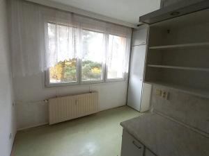 Prodej bytu 3+1, Studená, Komenského, 82 m2