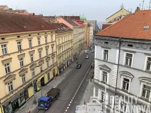 Pronájem bytu 3+1, Praha - Žižkov, Seifertova, 98 m2