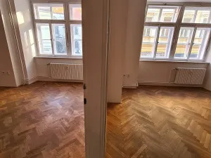 Pronájem bytu 4+1, Praha - Staré Město, Celetná, 90 m2