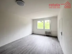 Pronájem bytu 2+1, Klášterec nad Ohří, Královéhradecká, 61 m2