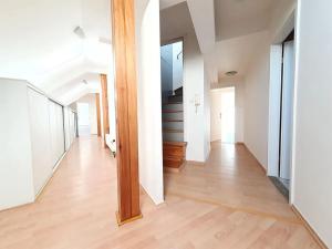 Pronájem bytu 6+kk a větší, Praha - Nusle, Svatoslavova, 354 m2