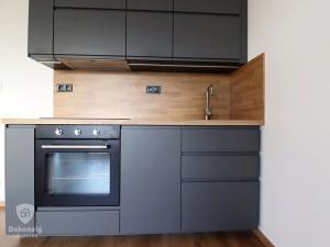 Pronájem bytu 2+kk, Praha - Hlubočepy, náměstí Olgy Scheinpflugové, 48 m2