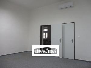 Pronájem kanceláře, Kroměříž, Malý val, 100 m2