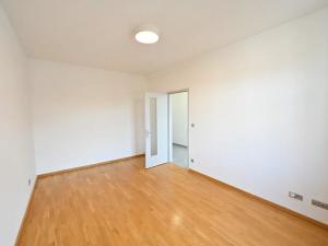 Pronájem bytu 2+kk, Praha - Vinohrady, Vinohradská, 71 m2