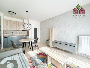 Pronájem bytu 1+kk, Kladno, Bohumila Landy, 42 m2