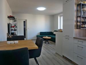 Prodej bytu 2+kk, Prostějov, Partyzánská, 49 m2