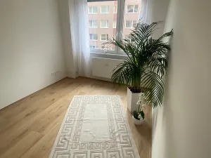 Prodej bytu 2+kk, Praha - Bohnice, Poznaňská, 43 m2