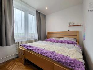 Prodej bytu 4+1, Hrušovany u Brna, Sídliště, 75 m2