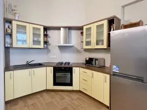 Pronájem bytu 2+kk, Praha - Karlín, Sokolovská, 57 m2