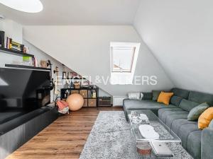 Pronájem bytu 2+kk, Praha - Vinohrady, Šrobárova, 68 m2