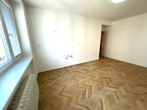 Prodej bytu 3+kk, Praha - Libeň, U svobodárny, 56 m2