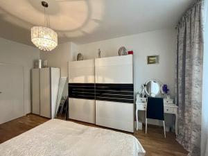 Prodej bytu 2+kk, Praha - Libeň, Lihovarská, 64 m2