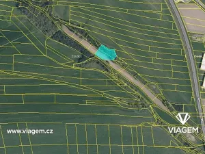 Prodej podílu pole, Bělá pod Bezdězem, 1452 m2