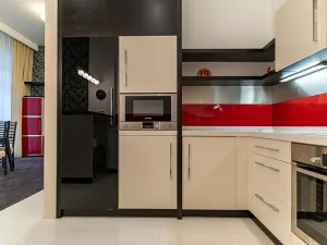 Prodej bytu 2+kk, Karlovy Vary, Divadelní náměstí, 65 m2