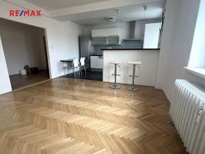 Pronájem bytu 2+kk, Kladno, Vrchlického, 65 m2