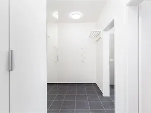 Pronájem bytu 2+kk, Praha - Hloubětín, Waltariho, 50 m2