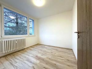 Pronájem bytu 2+kk, Kladno, Wolkerova, 35 m2