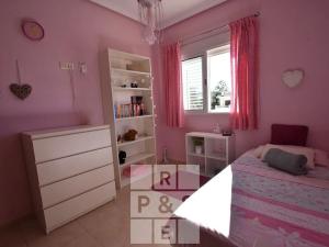 Prodej rodinného domu, Torrevieja, Španělsko, Calle Meridiano, 232 m2