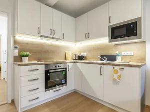 Pronájem bytu 2+kk, Praha - Strašnice, Na Třebešíně, 52 m2