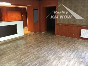 Pronájem obchodního prostoru, Kroměříž, Riegrovo náměstí, 98 m2