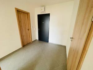 Prodej bytu 2+kk, Praha - Dolní Měcholupy, Kardausova, 63 m2